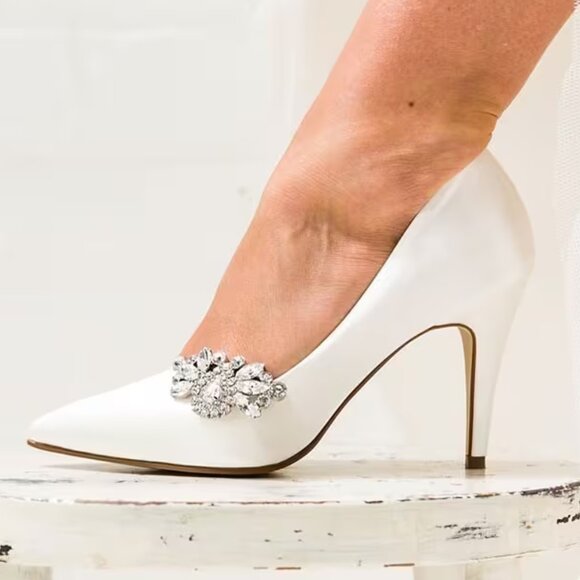 Silver Embellished Shoe Clips - Picture 9 of 10